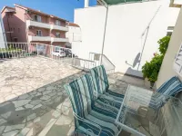 Apartment Tome Hotels in Primosten