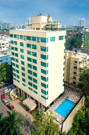 Fariyas Hotel Mumbai , Colaba Отели рядом с достопримечательностью «MCGM Garden Oshiwara»