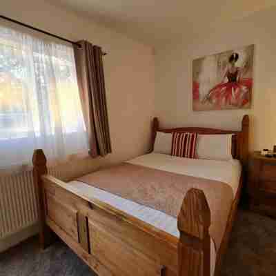 Pymgate Lodge Hotel Manchester Airport Rooms