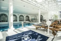 Hotel Villa Heine Wellness & Spa - piscina