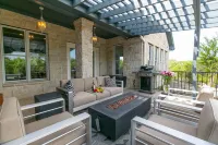 Spicewood Lodge w/Pool, HotTub فنادق في Burnet County
