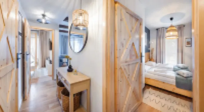 Port Krynica, Sun & Snow