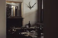 Tanswells Commercial Hote