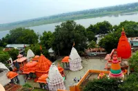 Hotel Raj Palace Hotels in Khargone