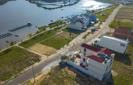 Riverside Sunset Homestay Hoi An Отели рядом с достопримечательностью «Ki No Villa Hoi An»