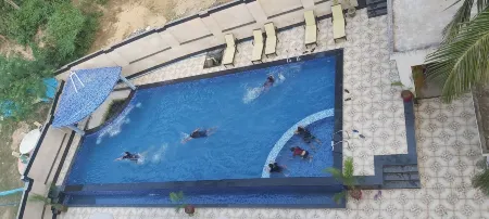 Hotel Sea N Sand - Berries Group