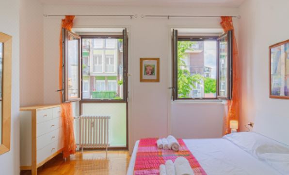 Madamart - 301 Autodromof1 Centro