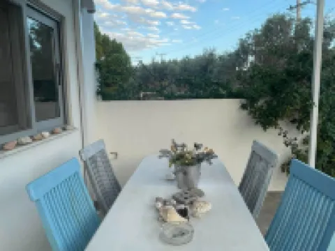 Simple Stay Vari's House Hotels in Kropia