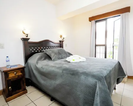 Hotel Los Faroles Hotels in Coban
