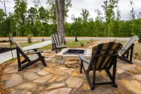 Two Homes with Firepits and Outdoor Pavilion - Charming Haven Hotels in Stewart County