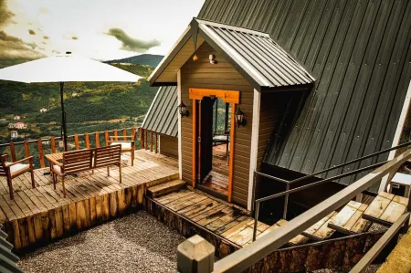 Ayliya Bungalow Отели рядом с достопримечательностью «Ak Yaşam Residence»