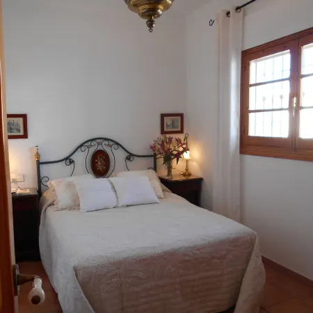 Penthouse Sleeps 4 with Private Garden