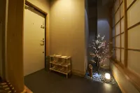 紀伊國屋銀屋町弍館