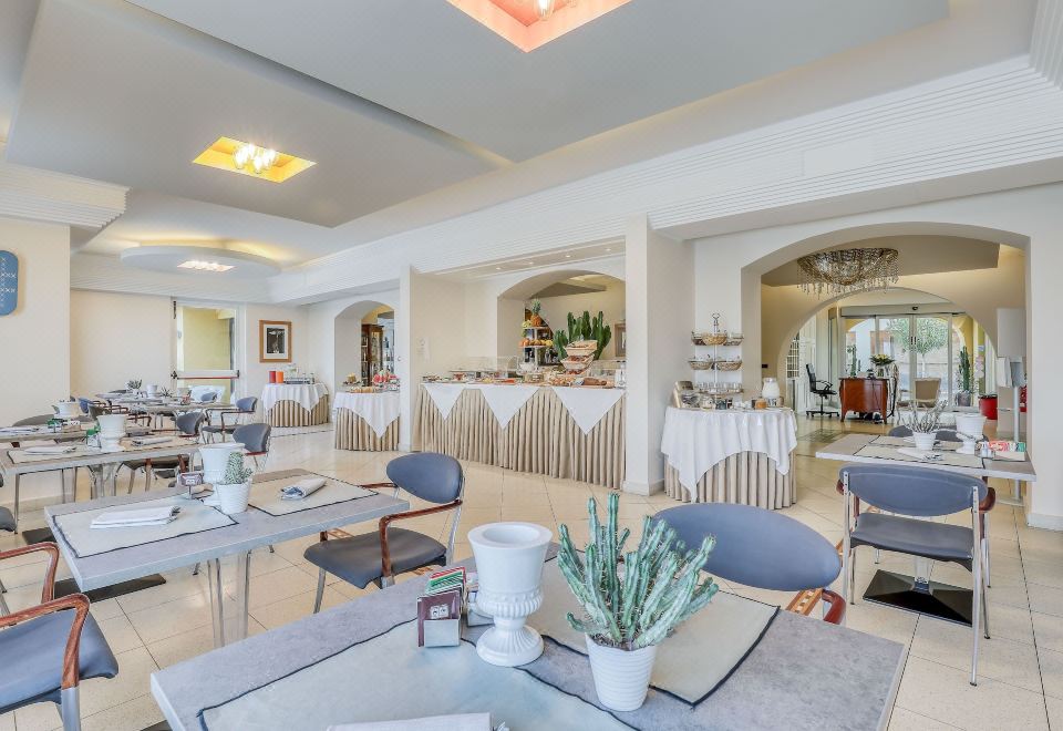 알바트로스 호텔 전경 또는 객실