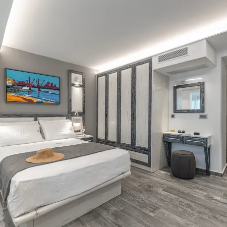 Mariet Naxos Elegant Suites