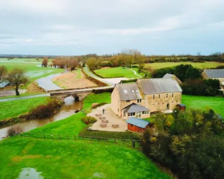費爾橋旅館 聖梅爾埃格利斯酒店