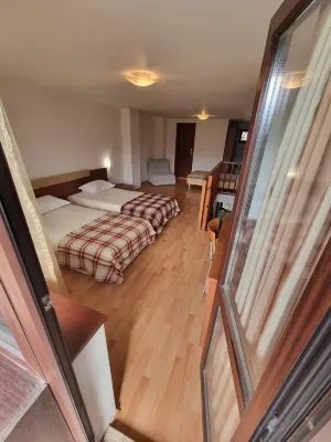 1br Homey Two Floor Apartment - 200mbps Wi-fi Hôtels à : 