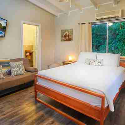 Eagle's Base Villa & Cottage Rooms