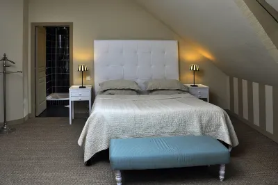 La Demeure de l'Ile Hotels in Craon