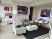 Tasha's Apartments on Warwick Hotels in Windsor Gardens