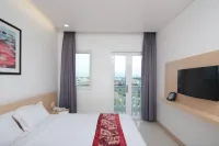 Hung Cuong Hotel - balcony