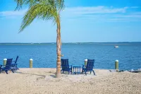 Blufin Bungalows & Marina Hotels in Chincoteague