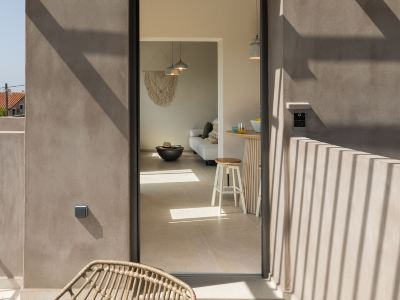 Topos Suites