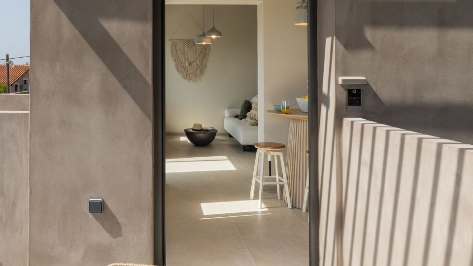 Topos Suites