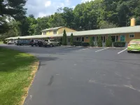 FairBridge Inn Express - parking