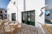 Hotel m - 27 Hotels in Es Migjorn Gran