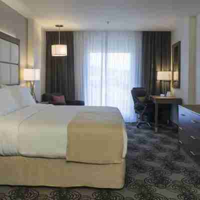 奇瓦瓦尤文智選假日飯店 Rooms