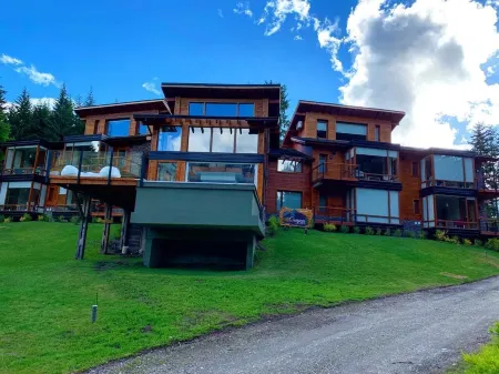 Origen de la Bahia Отели в г. Лос Лагос