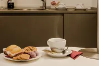 Daphne Guest House - Homestays