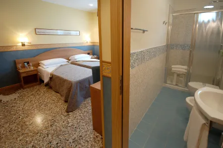 Atika & Atif - Antica Villa Graziella Venice