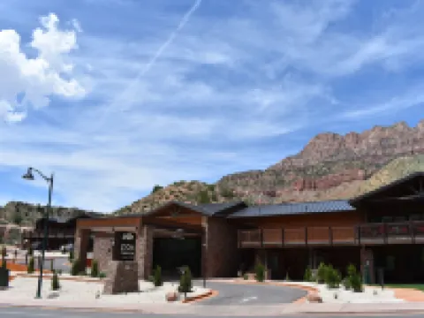 ไซออน แคนยอน ลอดจ์ โรงแรมในสปริงเดล