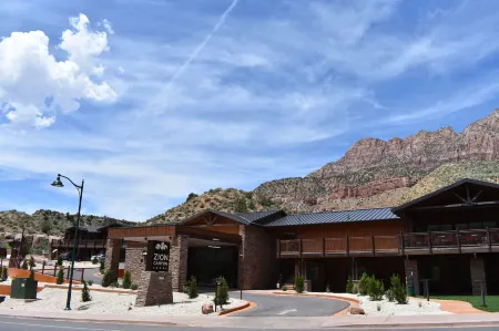 Zion Canyon Lodge