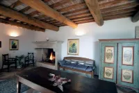 Agriturismo le Ginestre Hotels in Scansano