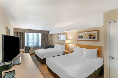 Quality Inn and Suites Montreal East Hôtels à : Terrebonne