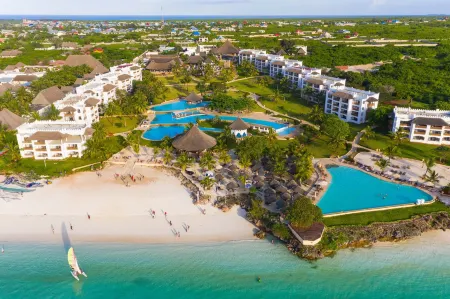 Royal Zanzibar Beach Resort Отели в г. Kaskazini A
