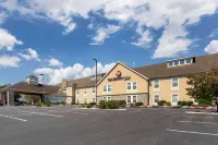 Best Western Plus Revere Inn  Suites Hotels in Paradise