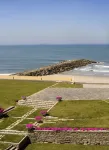 Axis Ofir Beach Resort Hotel - pantai