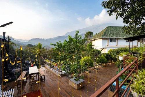 스타 에미레이츠 럭셔리 리조트 앤 스파, 무나르 아나비라티 호텔