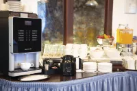 Hotel Astoria am Urachplatz - Bữa sáng