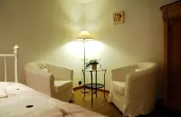 B&B la Buissonniere Hotels in Ferrières