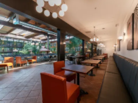 Prestige Vernon Lodge and Conference Centre バーノンのホテル