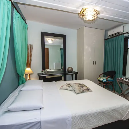 Elia Portou Rooms