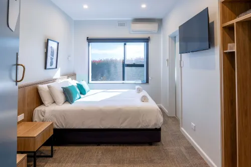 Claremont Hotel Motel Hotels in Berriedale