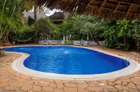 Langi Langi Beach Bungalows - Cheap