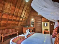 Mahaloka Valley Nusa Penida Hotels near Turtle Beach