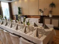 Hotel Zum Weissen Ross Hotels in Bitterfeld-Wolfen